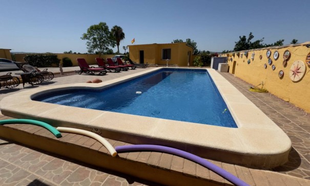 Venta - Finca Propiedad rural -
Orihuela