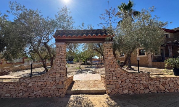 Resale - Finca Landgut -
Los Montesinos