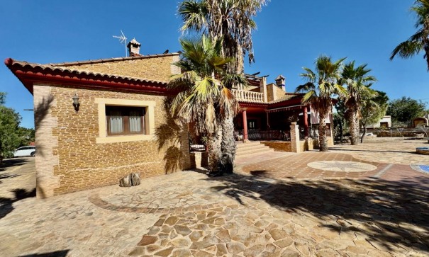 Resale - Finca Landgut -
Los Montesinos
