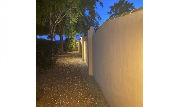 Videresalg - Finca landejendom -
Rafal