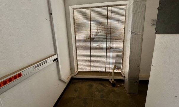 Sale - Commercial -
Algorfa - La Finca Golf Resort