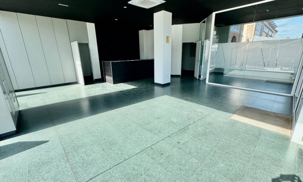 Sale - Commercial -
Algorfa - La Finca Golf Resort