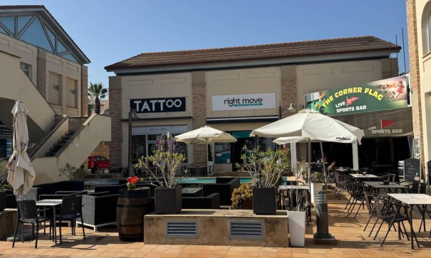 Sale - Commercial -
Algorfa - La Finca Golf Resort