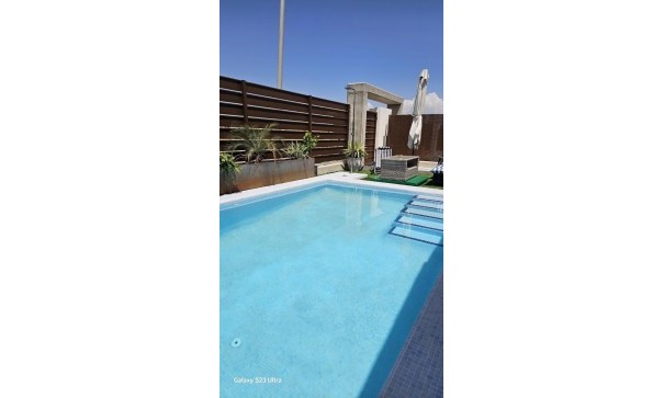 Sale - Semi Detached Villa -
Orihuela - Vistabella Golf