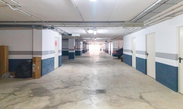 Sale - Garage -
Orihuela Costa - Agua Marina