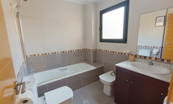 Videresalg - Dobbeltvilla -
Ciudad Quesada - Rojales - Lo Marabu