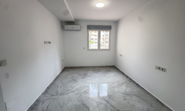 Återförsäljning - Lägenhet lägenhet -
Torrevieja