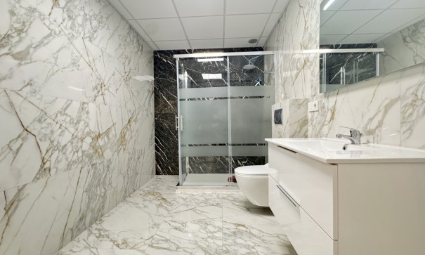 Revente - Appartement -
Torrevieja