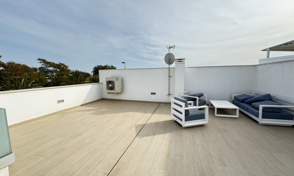 Resale - Freistehende Villa -
Pilar de la Horadada