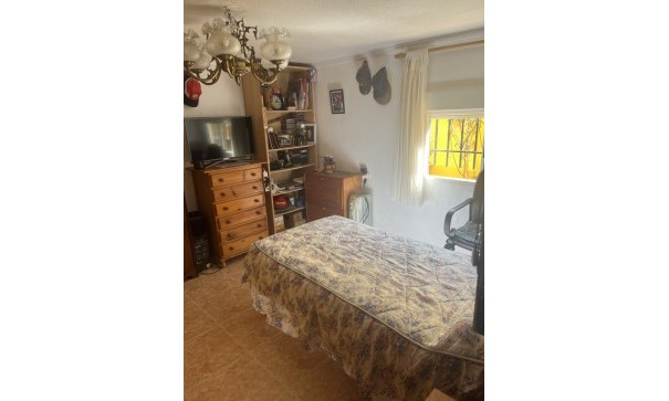 Sprzedaż - Willa wolnostojąca -
Punta Prima