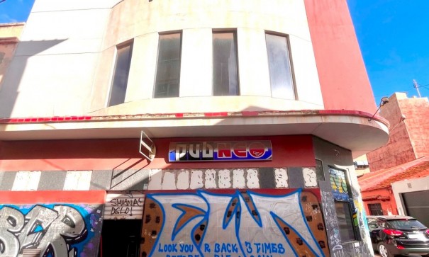 Herverkoop - Commercieel -
Torrevieja - Playa del Cura