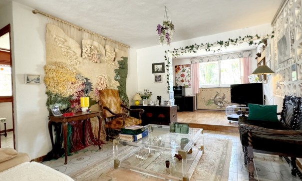 Sale - Detached Villa -
Orihuela Costa - La Zenia