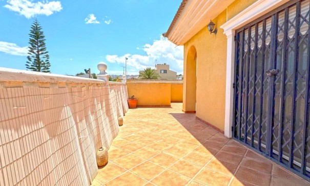 Sale - Detached Villa -
Torrevieja - Los Balcones - Los Altos del Edén