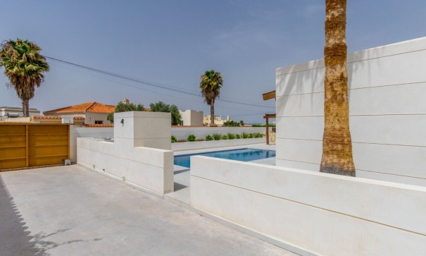 Resale - Freistehende Villa -
Torrevieja - Torreta florida