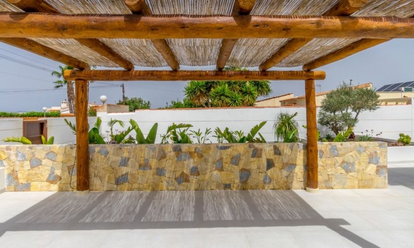 Resale - Freistehende Villa -
Torrevieja - Torreta florida