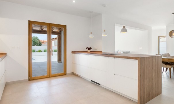 Resale - Freistehende Villa -
Torrevieja - Torreta florida