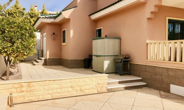 Sale - Detached Villa -
Ciudad Quesada - Rojales - La Fiesta