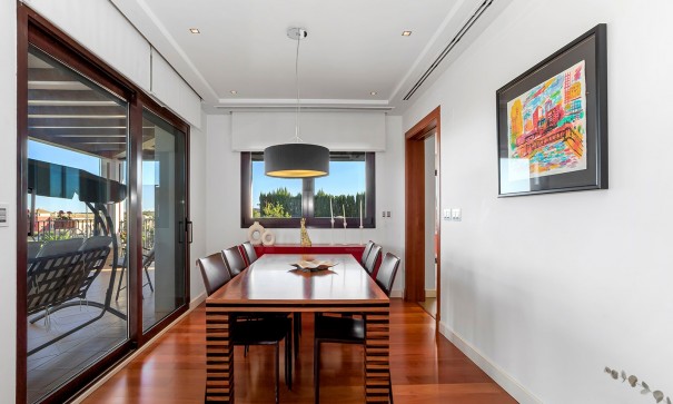 Återförsäljning - Fristående villa -
Algorfa - La Finca Golf Resort