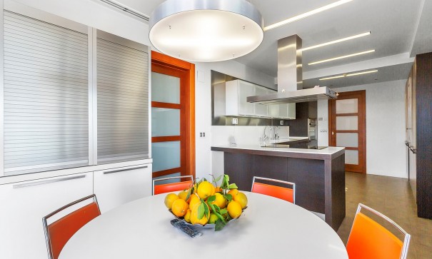 Återförsäljning - Fristående villa -
Algorfa - La Finca Golf Resort