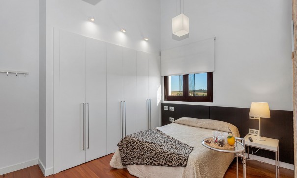 Återförsäljning - Fristående villa -
Algorfa - La Finca Golf Resort