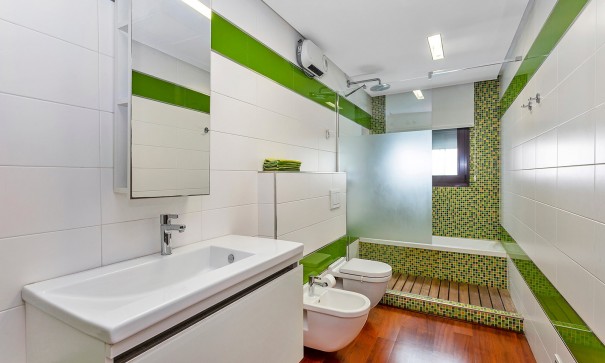 Återförsäljning - Fristående villa -
Algorfa - La Finca Golf Resort