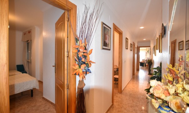 Revente - Appartement -
Torrevieja - La Mata