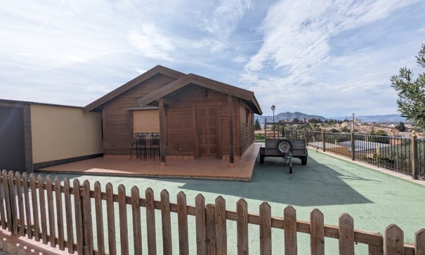 Återförsäljning - Fristående villa -
Bigastro