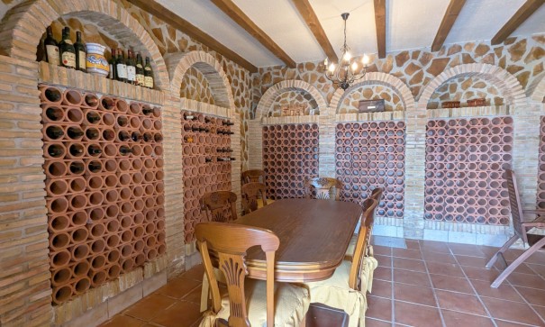 Återförsäljning - Fristående villa -
Bigastro