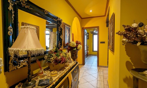 Återförsäljning - Fristående villa -
Bigastro