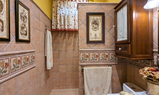 Återförsäljning - Fristående villa -
Bigastro