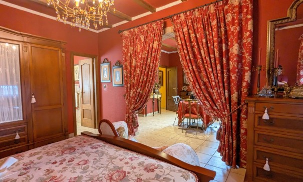 Återförsäljning - Fristående villa -
Bigastro