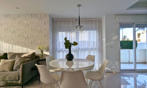 Herverkoop - Halfvrijstaande villa -
Ciudad Quesada - Rojales - Ciudad Quesada