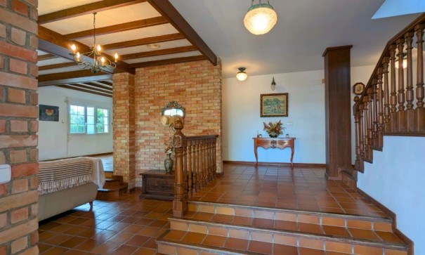 Herverkoop - Vrijstaande Villa -
Mil Palmeras