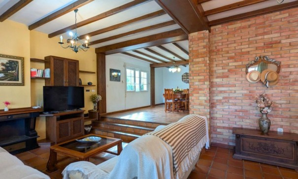 Herverkoop - Vrijstaande Villa -
Mil Palmeras