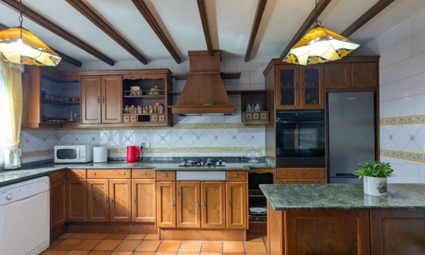 Herverkoop - Vrijstaande Villa -
Mil Palmeras