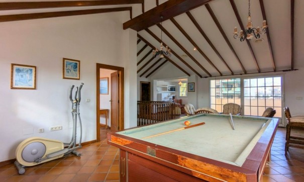 Herverkoop - Vrijstaande Villa -
Mil Palmeras