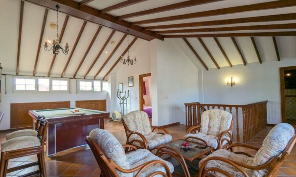 Herverkoop - Vrijstaande Villa -
Mil Palmeras