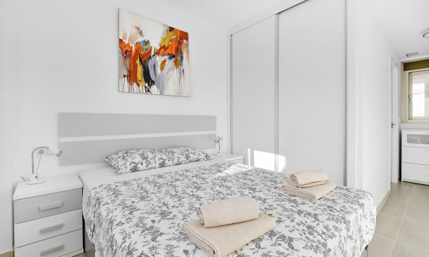 Återförsäljning - Lägenhet lägenhet -
Villamartín - Villamartin