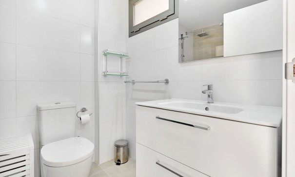 Återförsäljning - Lägenhet lägenhet -
Villamartín - Villamartin