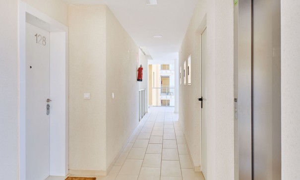 Återförsäljning - Lägenhet lägenhet -
Villamartín - Villamartin