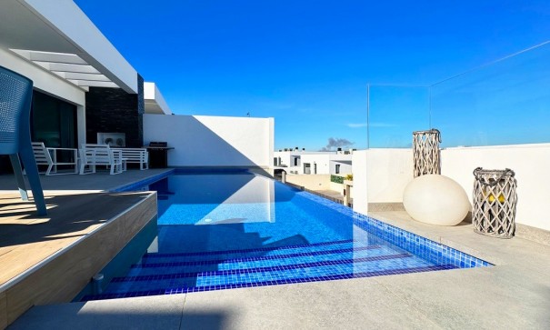 Sprzedaż - Willa wolnostojąca -
Rojales