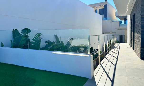 Sprzedaż - Willa wolnostojąca -
Rojales