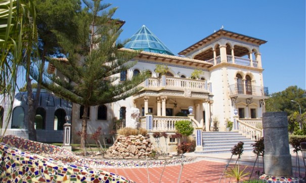 Herverkoop - Vrijstaande Villa -
Orihuela Costa