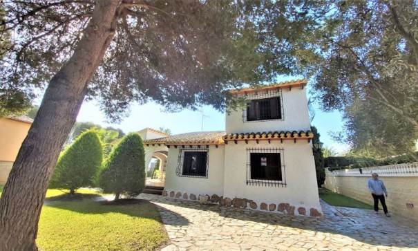 Revente - Villa Individuelle -
Torrevieja