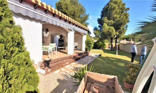 Revente - Villa Individuelle -
Torrevieja