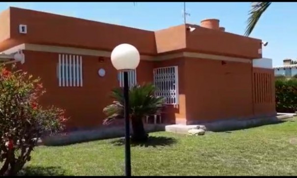 Sale - Detached Villa -
Torrevieja