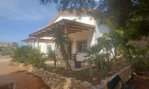 Revente - Villa Individuelle -
Orihuela Costa