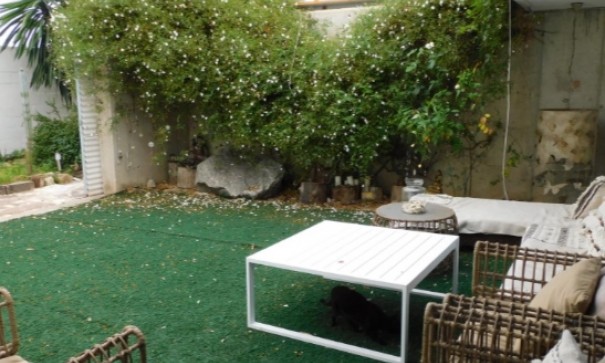 Videresalg - Fritliggende villa -
Alicante