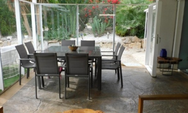 Videresalg - Fritliggende villa -
Alicante