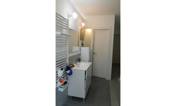 Videresalg - Fritliggende villa -
Alicante